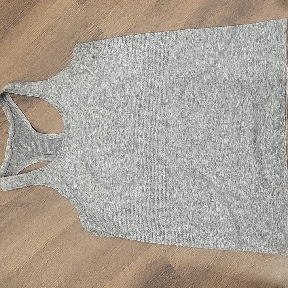 Lululemon Gray Swiftly Tank Size 12